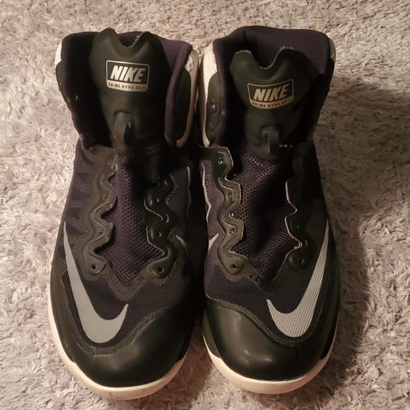 Mens Nike Duel Fusion basketball shoes size 8 - Picture 1 of 7